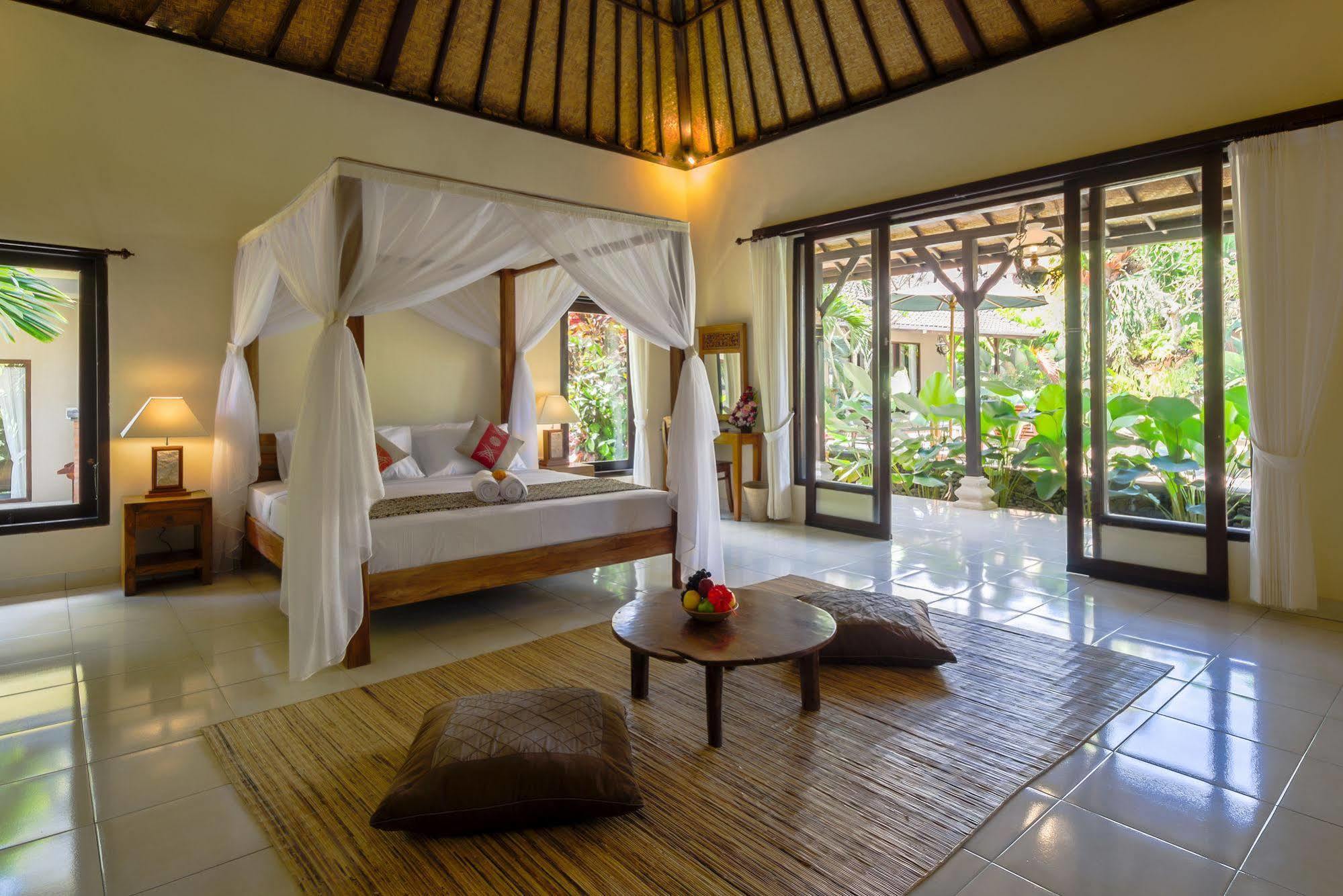Loka Pala Villa Ubud  Exterior photo